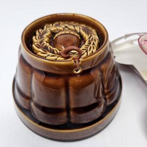 Williams Sonoma Mold Brown Glazed Autumn Acorn Cranberry Jello Steamed Pudding